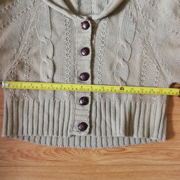 Vintage knit cardigan/bolero - Picture 4 of 7